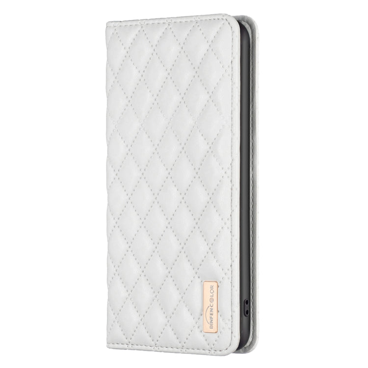 For Xiaomi 12 Pro Diamond Lattice Magnetic Leather Flip Phone Case(White) Eurekaonline