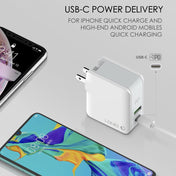 LDNIO A4403C 30W PD + Auto-id Foldable Fast Travel Charger with 1m 8 Pin Cable, EU Plug Eurekaonline